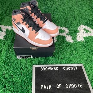 Air Jordan Mid 1 Pink Quartz GS